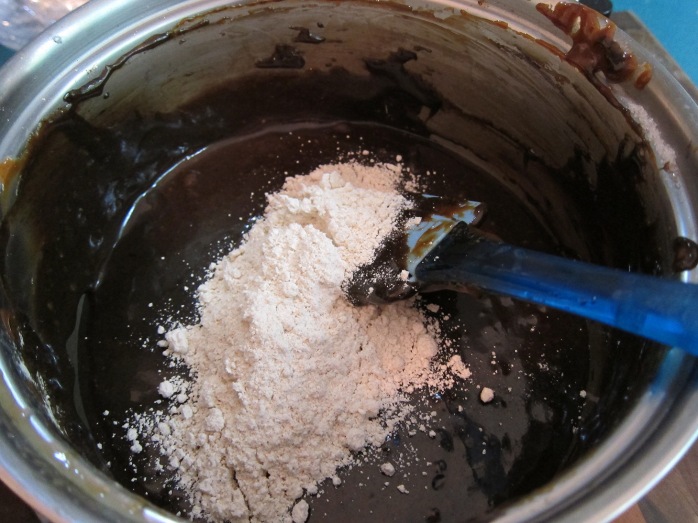 licorice flour